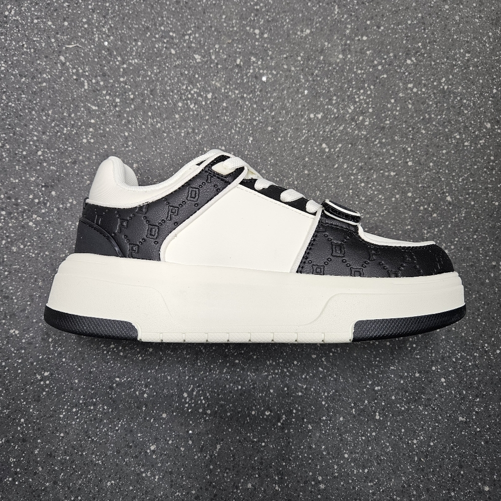 DREAM PAIRS Women's Fashion Sneakers - Black/White Chunky Platform Streetwear